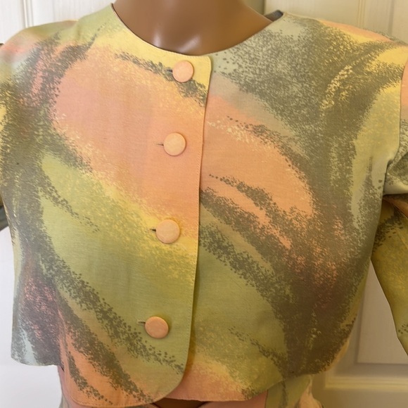 Young Edwardian vintage 80’s pastel suit. Cropped jacket /hi waist skirt sz 7 - Picture 4 of 8
